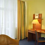 Arkona Strandhotel Otel