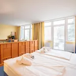Arkona Strandhotel فندق بينز
