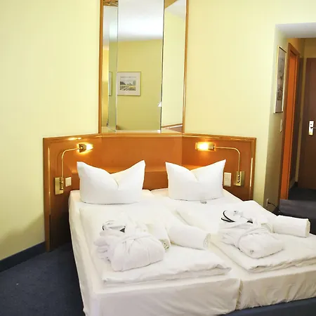 Отель Arkona Strandhotel