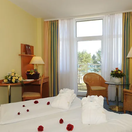 فندق Arkona Strandhotel بينز
