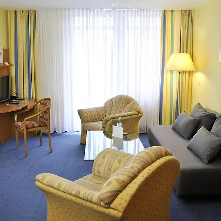 Arkona Strandhotel Остзебад Бинц