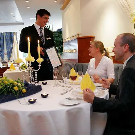 فندق Arkona Strandhotel بينز