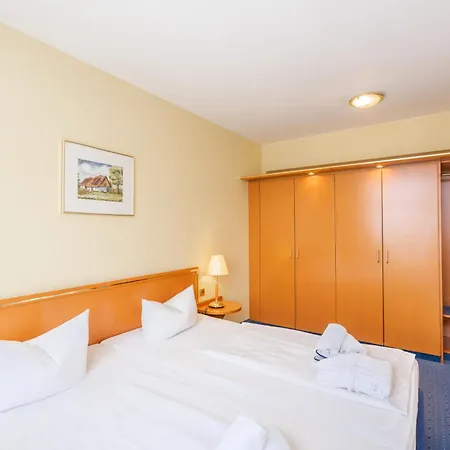 Arkona Strandhotel 4*