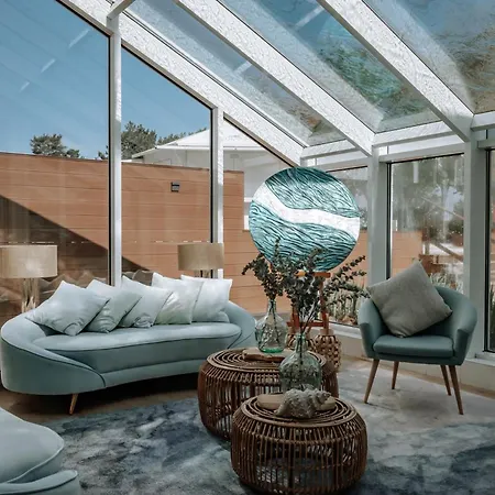 Отель Arkona Strandhotel