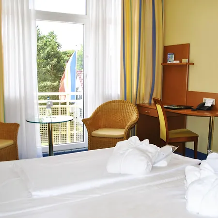 Arkona Strandhotel 4*