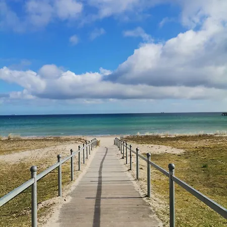 Arkona Strandhotel Остзебад Бинц