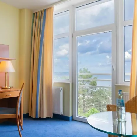 Hotel Arkona Strandhotel 4*