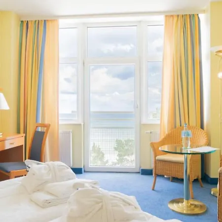 فندق Arkona Strandhotel بينز