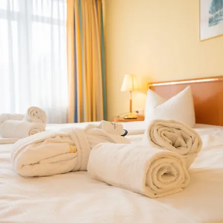 Arkona Strandhotel 4*