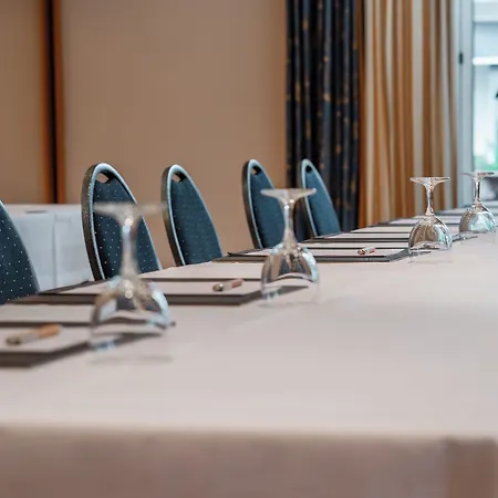 Отель Arkona Strandhotel