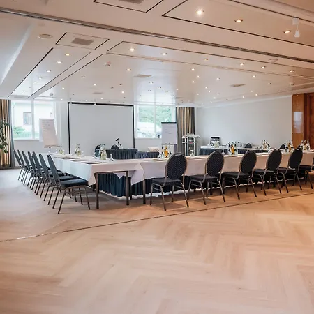 Arkona Strandhotel Отель