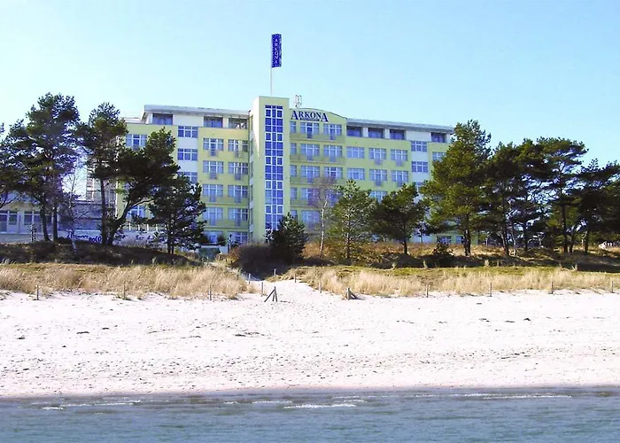Отель Arkona Strandhotel 4*